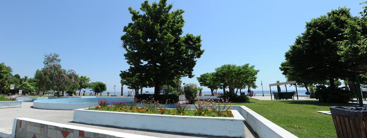 Stamatia Apartments アスプロヴァルタ エクステリア 写真